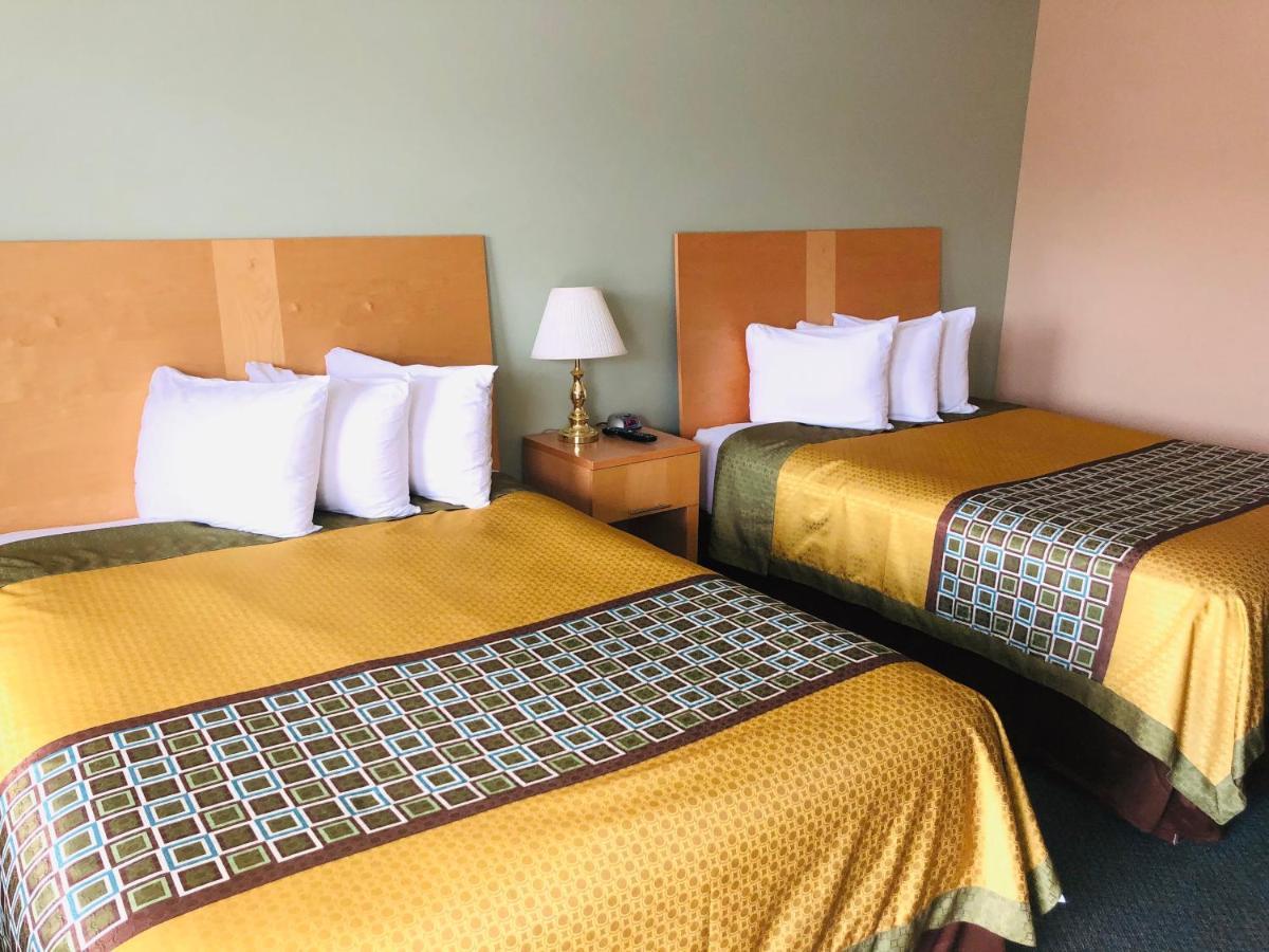 Perth Plaza Inn & Suites Zewnętrze zdjęcie