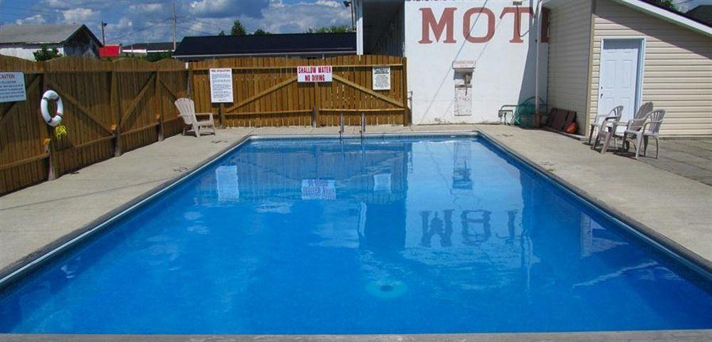 Perth Plaza Inn & Suites Zewnętrze zdjęcie